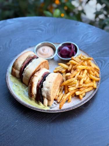 Cafe de Paris Burger