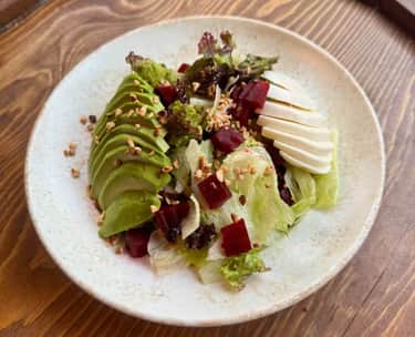 Avokado Salata