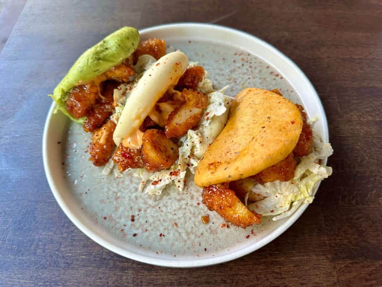 Chilli Chicken Bun